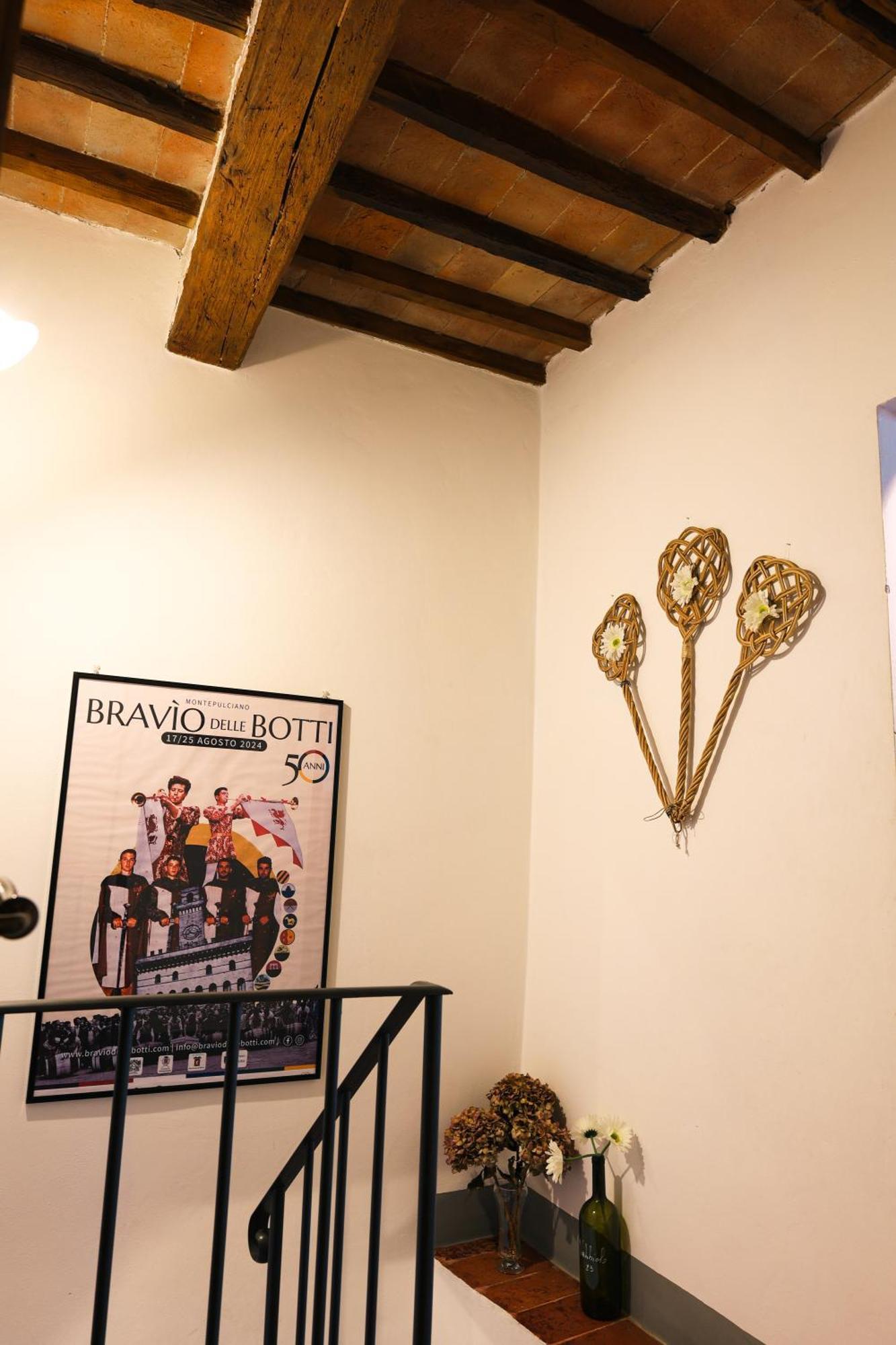 Pulcinella Appartamento Tipico Centro Storico Montepulciano Stazione Dış mekan fotoğraf